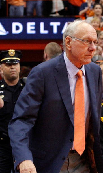 Syracuse's Jim Boeheim returns to the bench after suspension